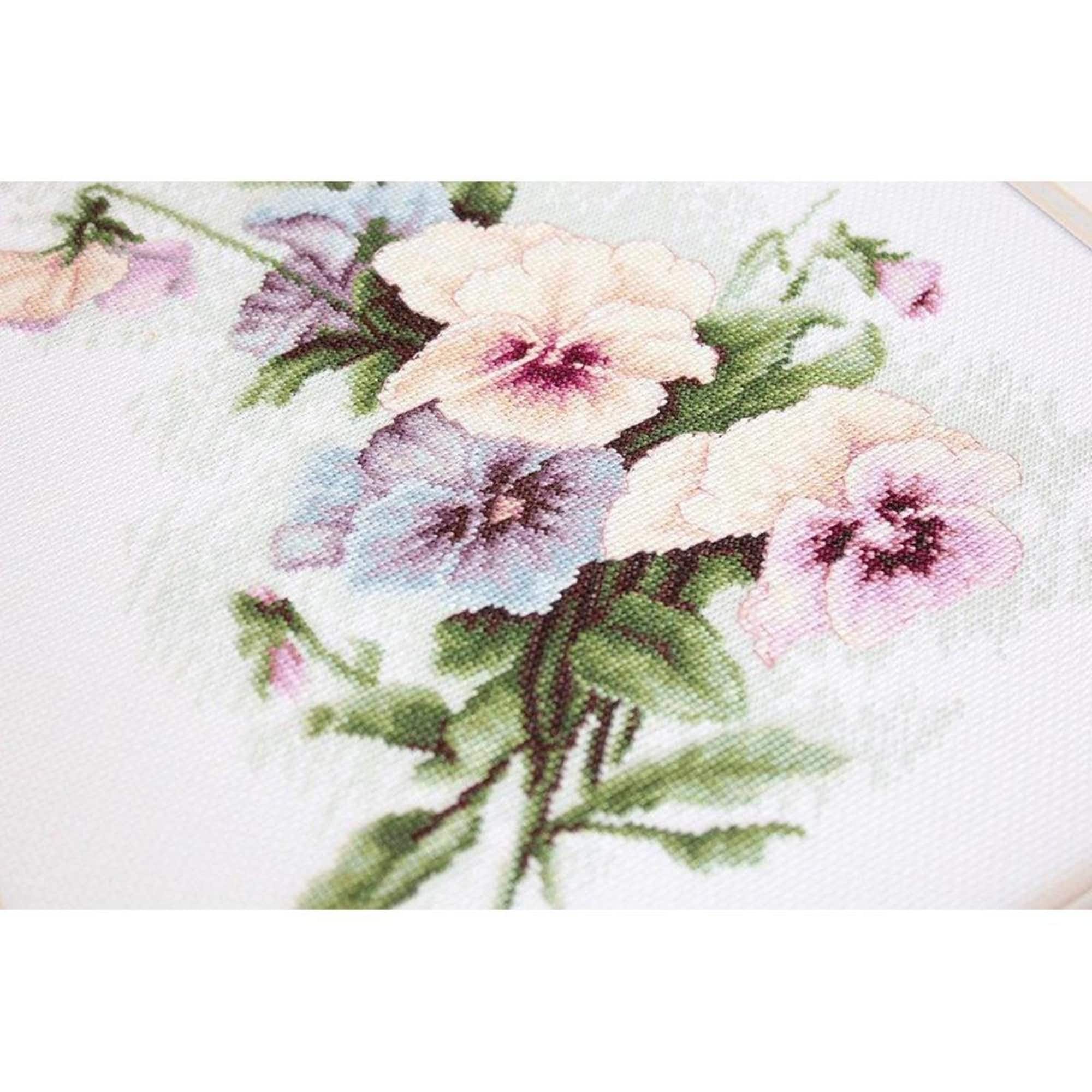 Luca-s Pansies Counted Cross Stitch Kit